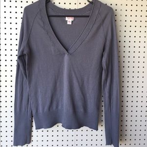Grey v-neck sweater